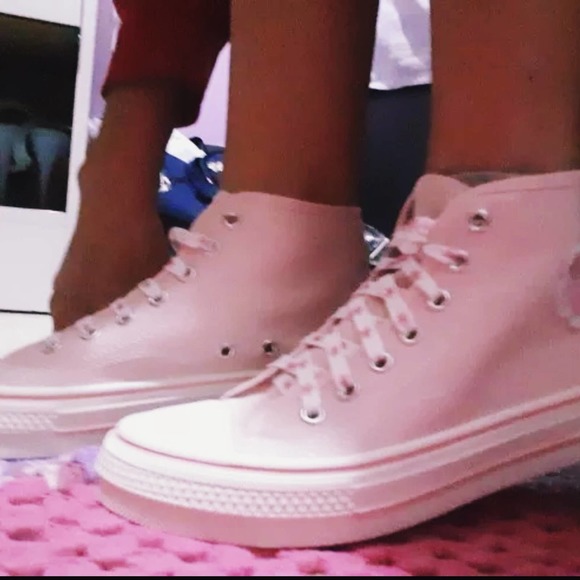 🌸WMNS PINK LOLITA CHUCK STYLE SNKRS FLOWER CHARMS NEW (8)🌸 - Picture 9 of 10